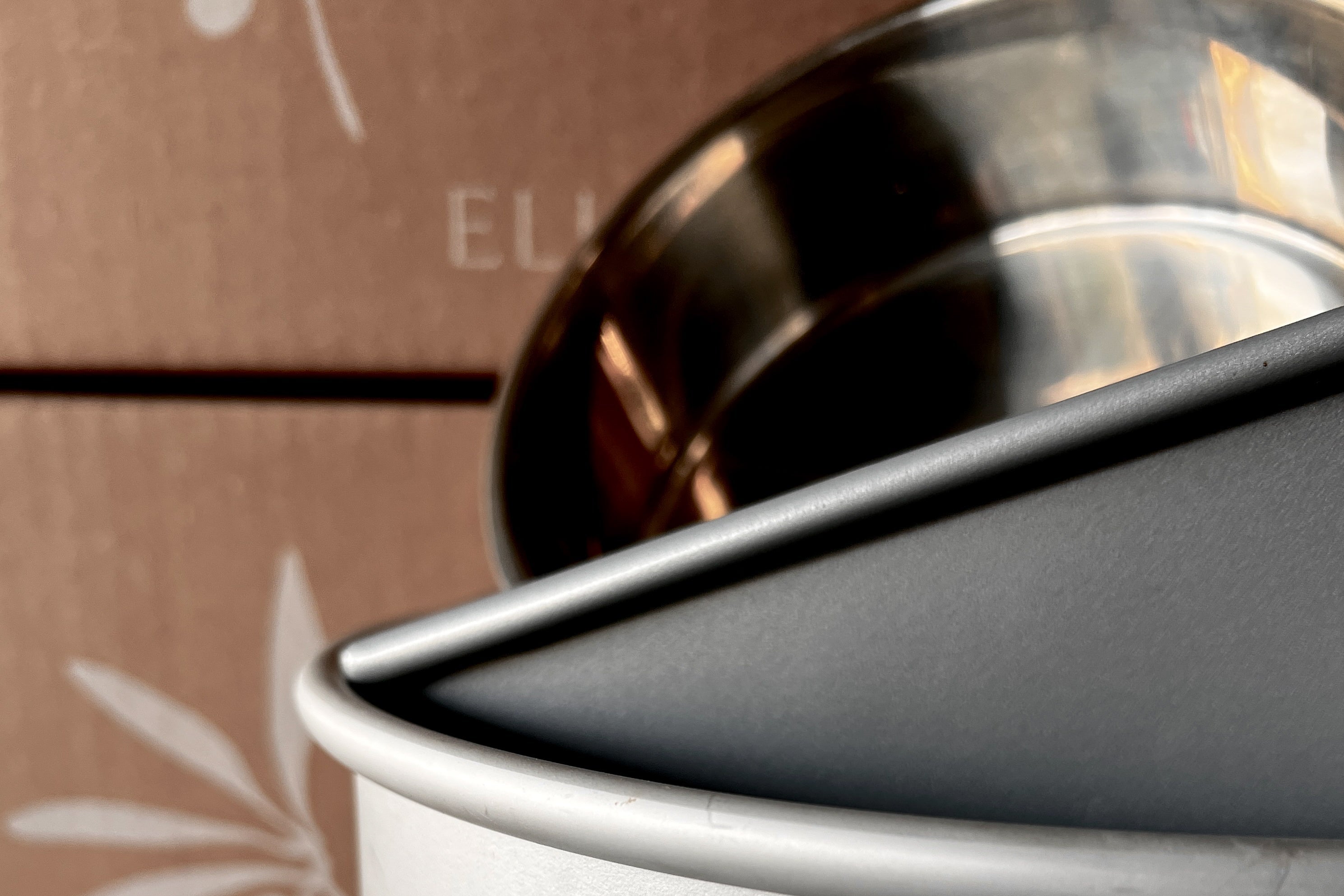 ELIA OLIVE OIL CAKE BAKING PANS