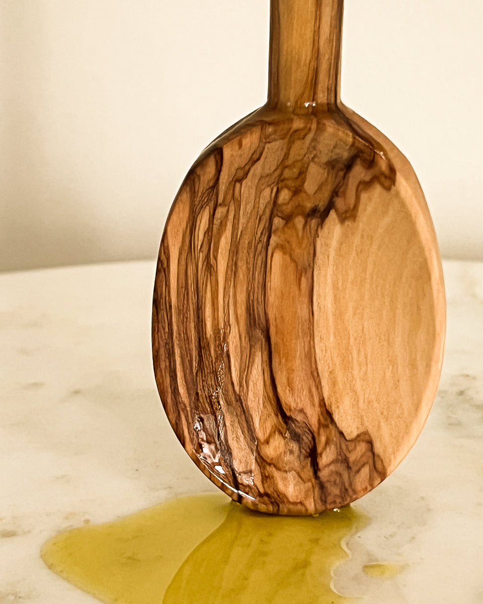 HOW TO CLEAN AN OLIVE WOOD SPOON